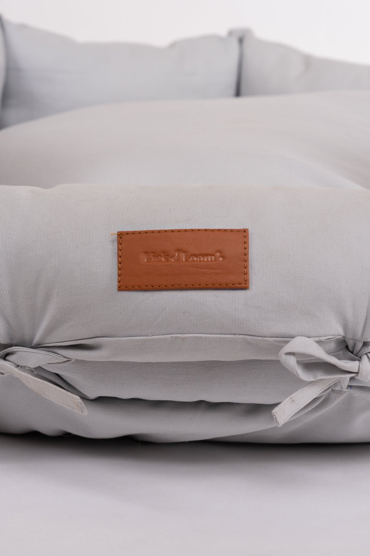 The Plush Circle Bed