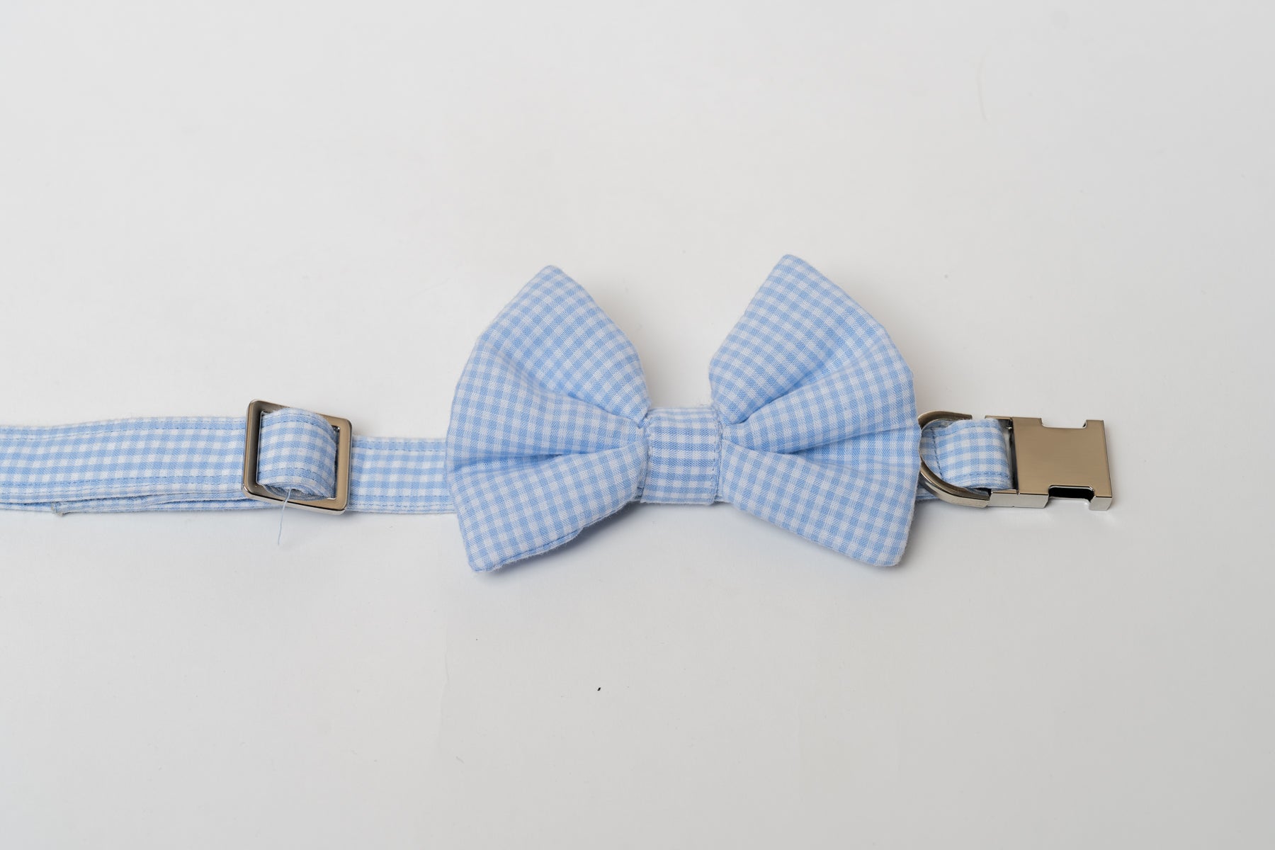 The Picnic bow collar