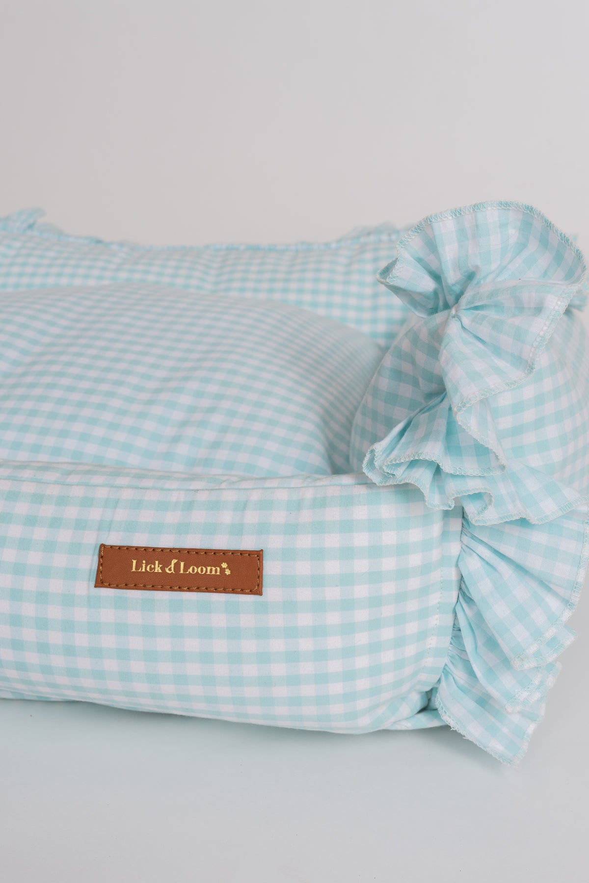 The Picnic Bed Blue